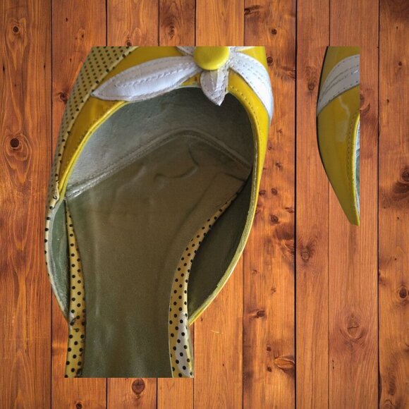 Aldo Women's Size 36/US 6 Slip On Kitten Heel Daisy Dot Print Sandals READ - Picture 5 of 9